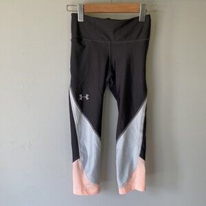 Under Armour compression capri legging pants